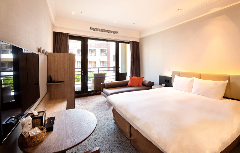 The Garden View Room (1 King Bed)