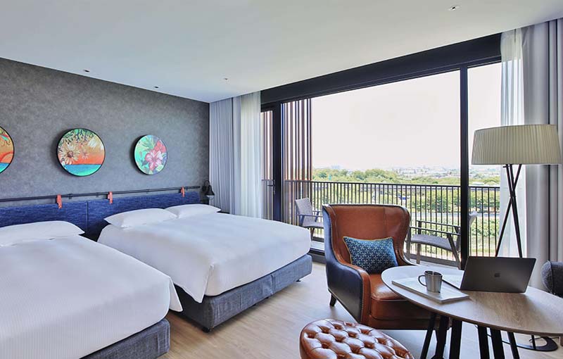 Deluxe Family King Room