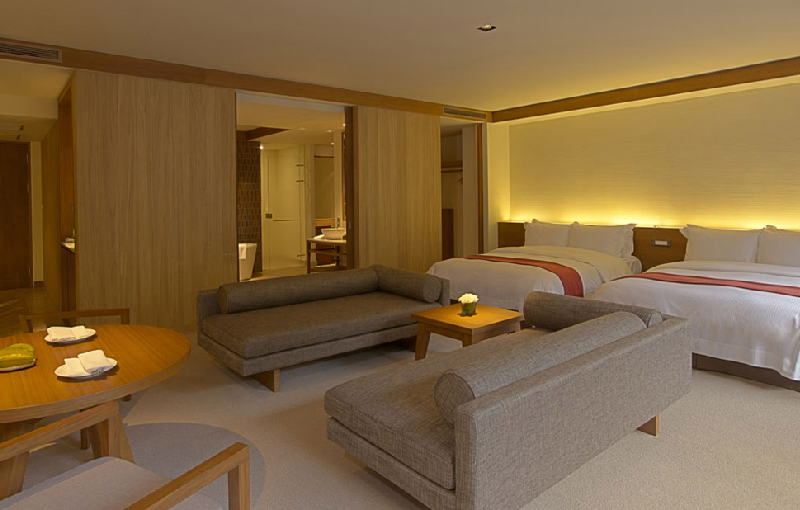 The Garden View Suite (2 King Beds)–Pet-Friendly