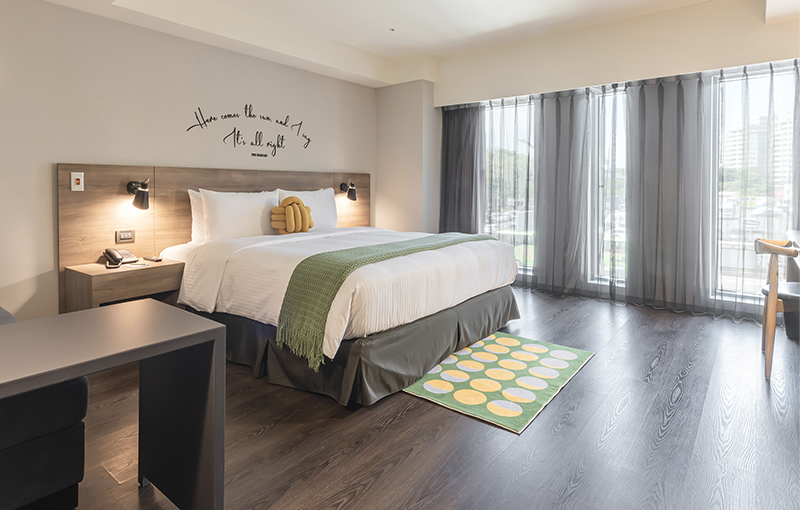 Corner Suite